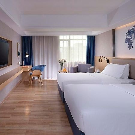 Kyriad Marvelous Hotel Dongguan Changan Light Rail Station Dış mekan fotoğraf