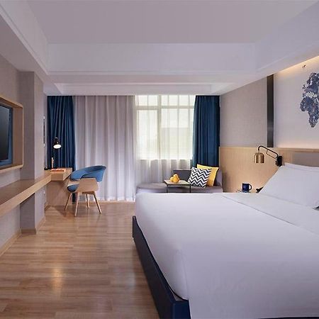 Kyriad Marvelous Hotel Dongguan Changan Light Rail Station Dış mekan fotoğraf