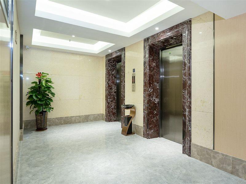 Kyriad Marvelous Hotel Dongguan Changan Light Rail Station Dış mekan fotoğraf